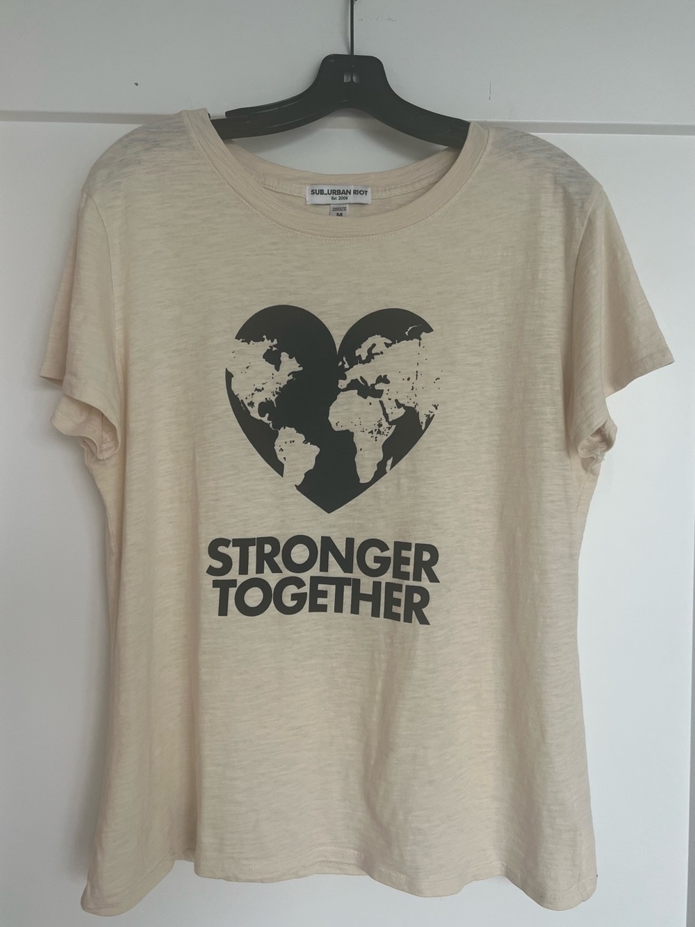 Sub_Urban Riot Women's Cream 'Stronger Together' World Heart Graphic Tee Size M